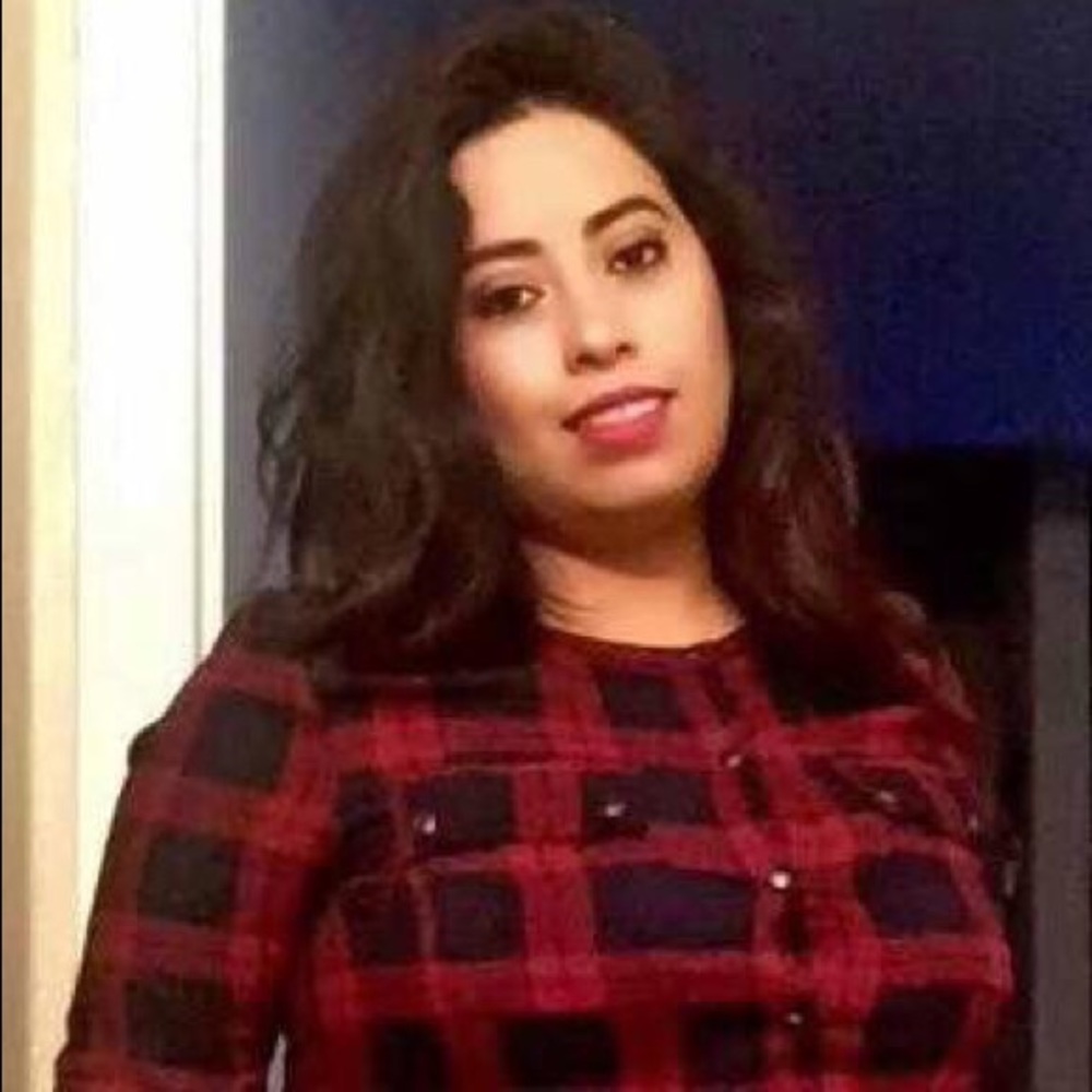 Meet your Posher, Adriana